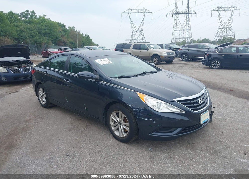 2013 HYUNDAI SONATA GLS VIN: 5NPEB4AC7DH801968