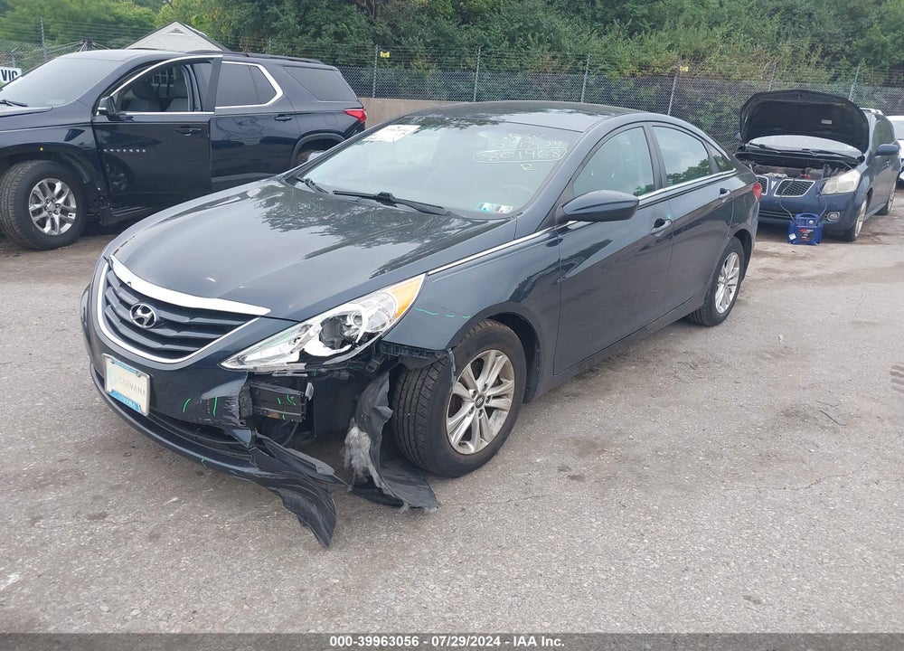 2013 HYUNDAI SONATA GLS VIN: 5NPEB4AC7DH801968