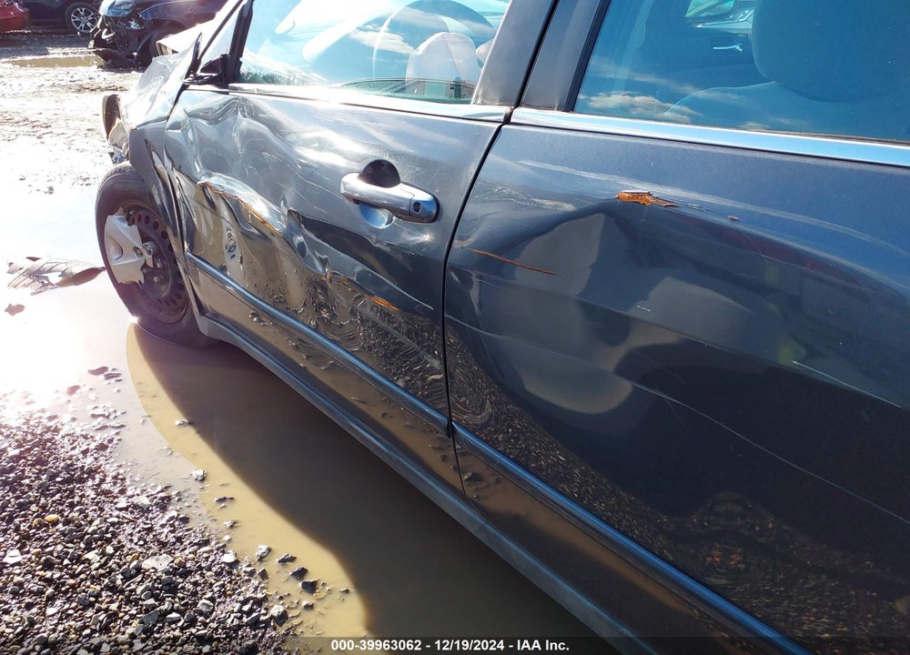 2004 HONDA ACCORD 2.4 LX VIN: 1HGCM56374A154500