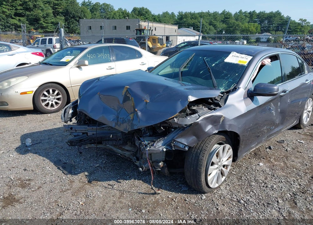 2015 HONDA ACCORD EX VIN: 1HGCR2F76FA155840