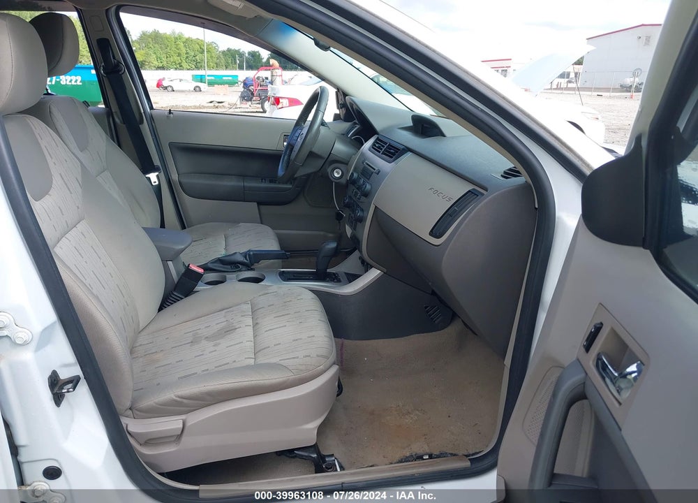2008 FORD FOCUS SE/SES VIN: 1FAHP35N58W228076