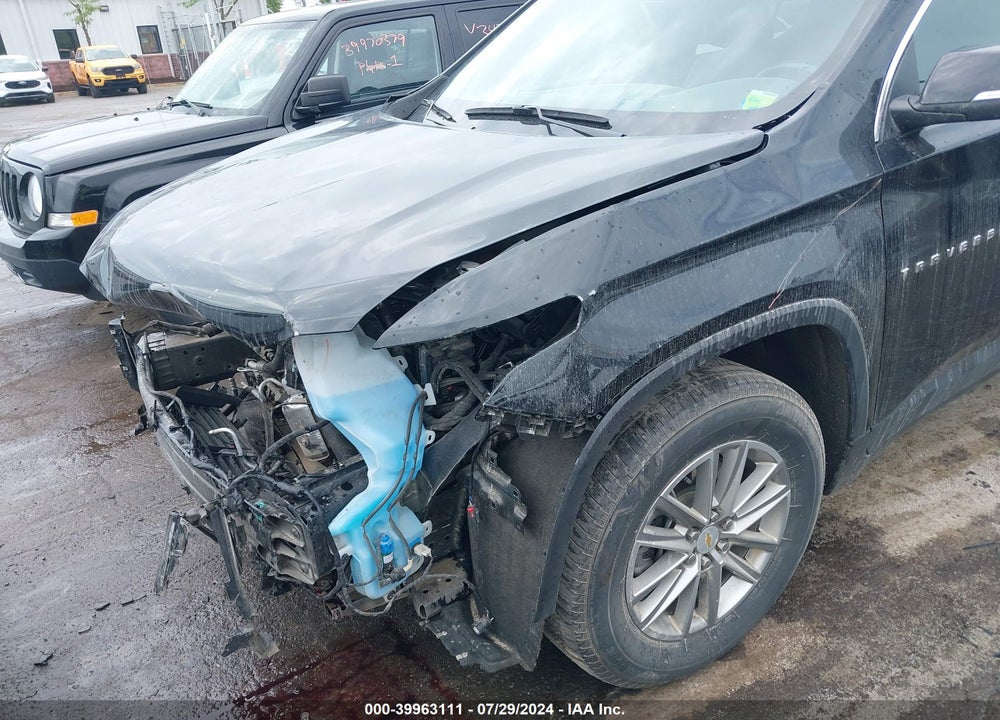 2022 CHEVROLET TRAVERSE FWD LT CLOTH VIN: 1GNERGKW9NJ172588