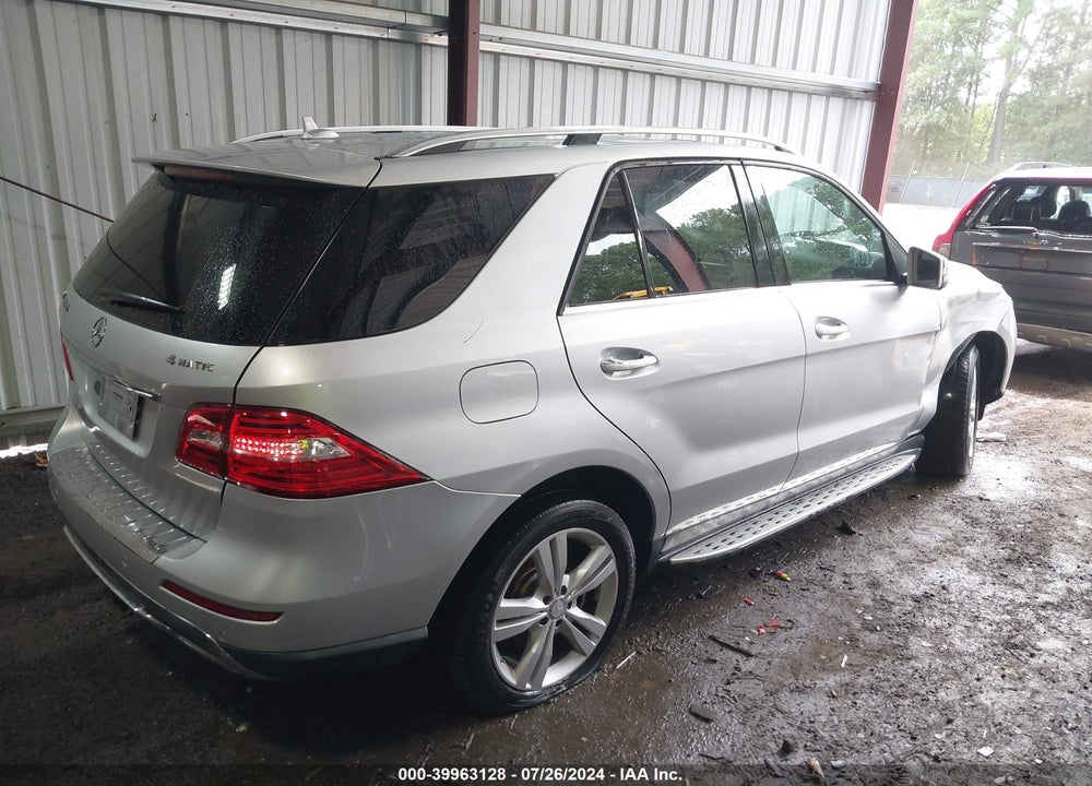 2014 MERCEDES-BENZ ML 350 4MATIC VIN: 4JGDA5HB4EA363402
