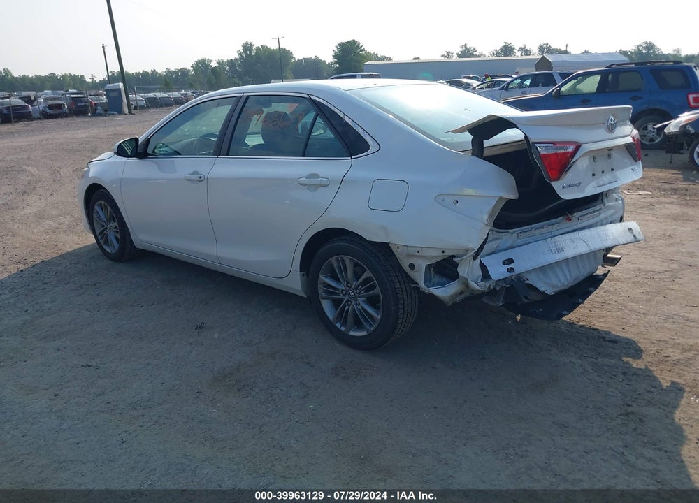 2017 TOYOTA CAMRY SE VIN: 4T1BF1FK3HU440090