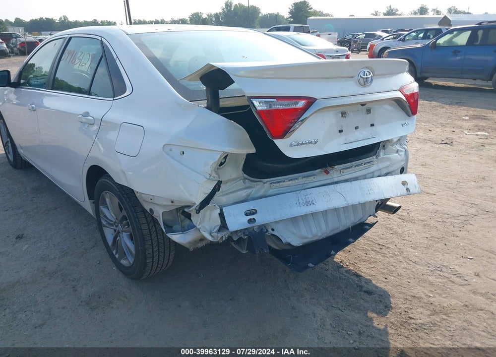 2017 TOYOTA CAMRY SE VIN: 4T1BF1FK3HU440090