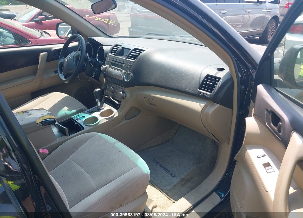 2008 TOYOTA HIGHLANDER VIN: JTEES41A882084482