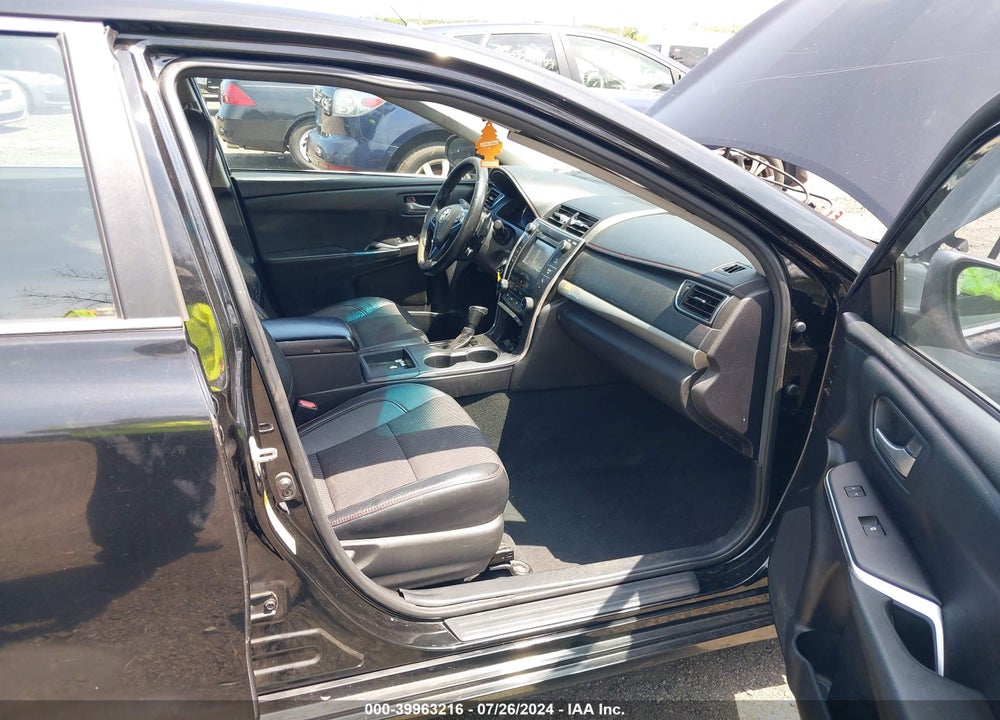 2016 TOYOTA CAMRY SE VIN: 4T1BF1FK0GU153580