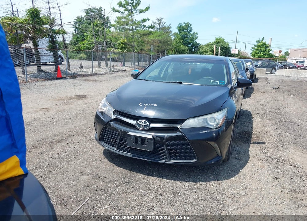 2016 TOYOTA CAMRY SE VIN: 4T1BF1FK0GU153580
