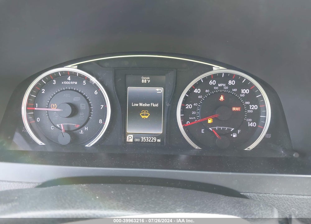 2016 TOYOTA CAMRY SE VIN: 4T1BF1FK0GU153580