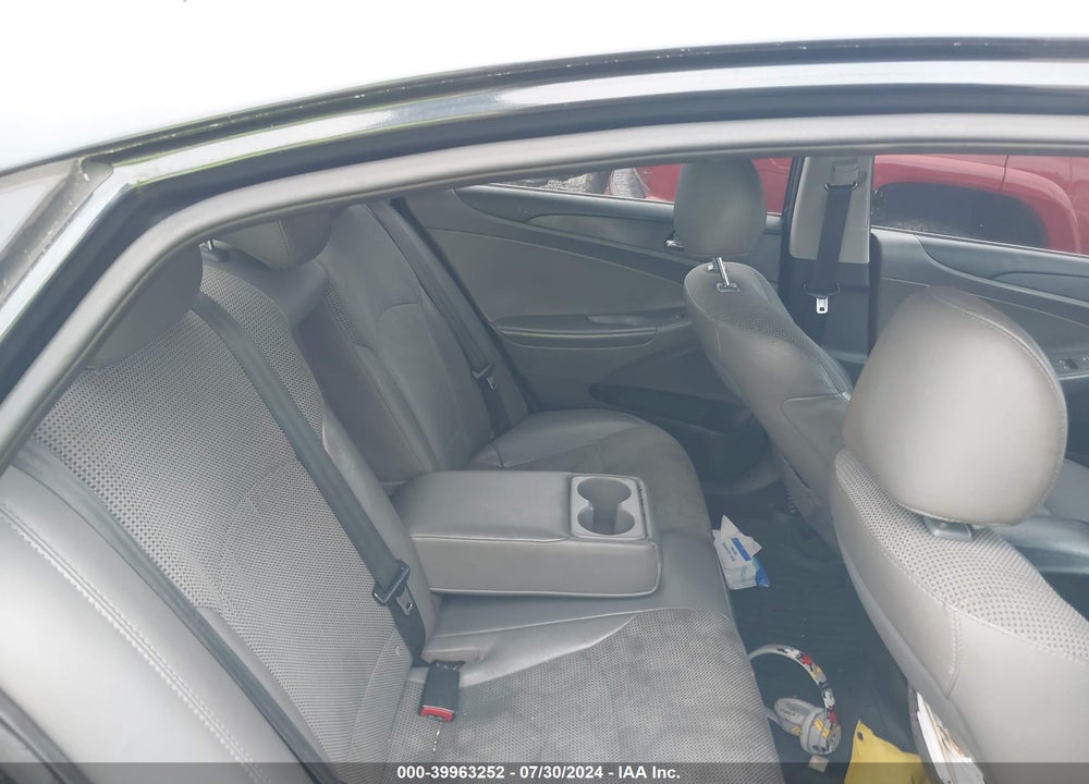 2013 HYUNDAI SONATA SE VIN: 5NPEC4AC3DH623201