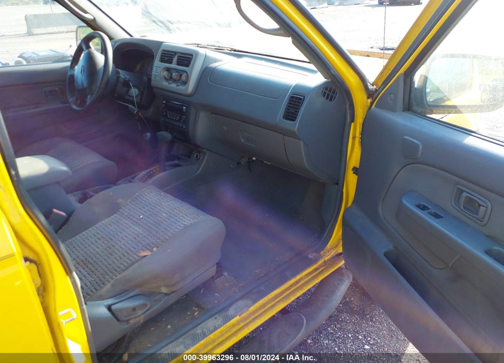 2001 NISSAN XTERRA SE VIN: 5N1ED28Y91C569988