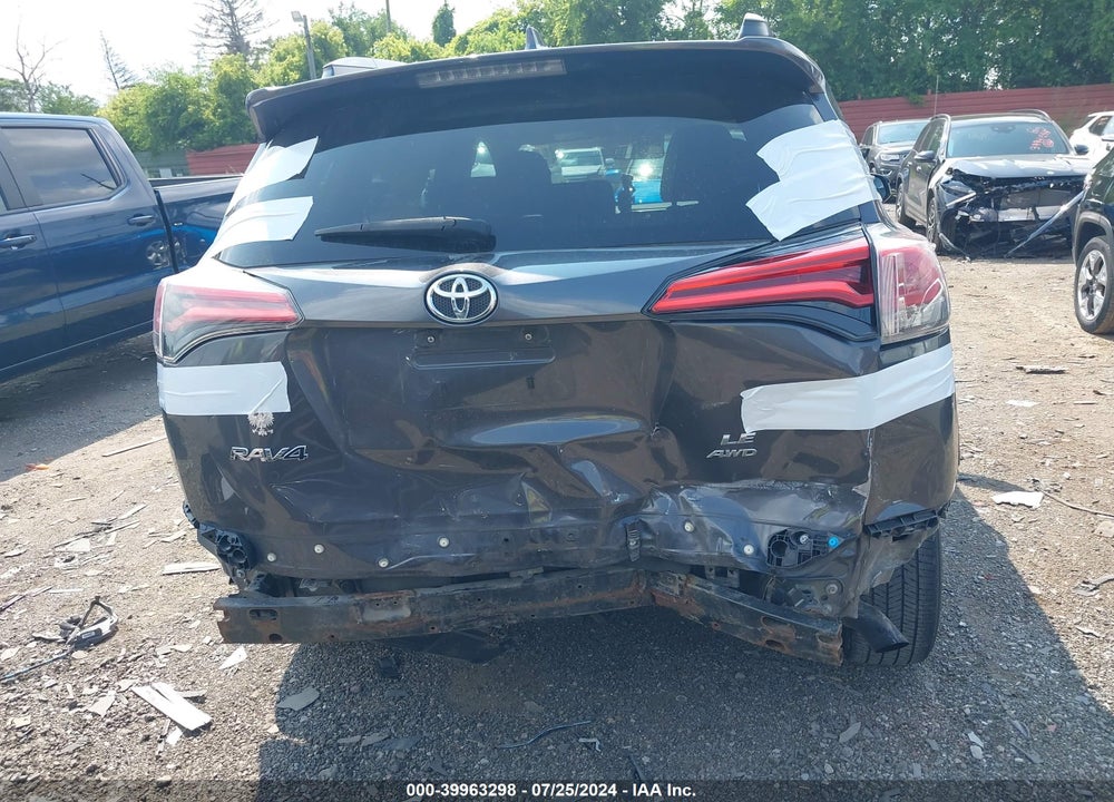 2017 TOYOTA RAV4 LE VIN: 2T3BFREV7HW646773
