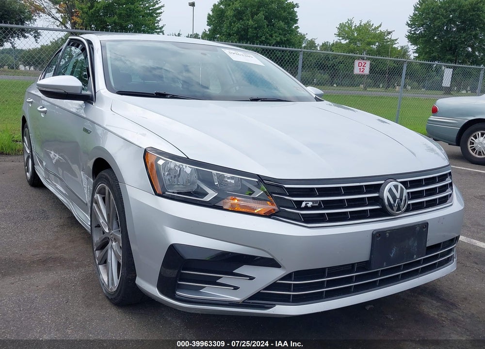 2017 VOLKSWAGEN PASSAT 1.8T R-LINE VIN: 1VWDT7A31HC085786