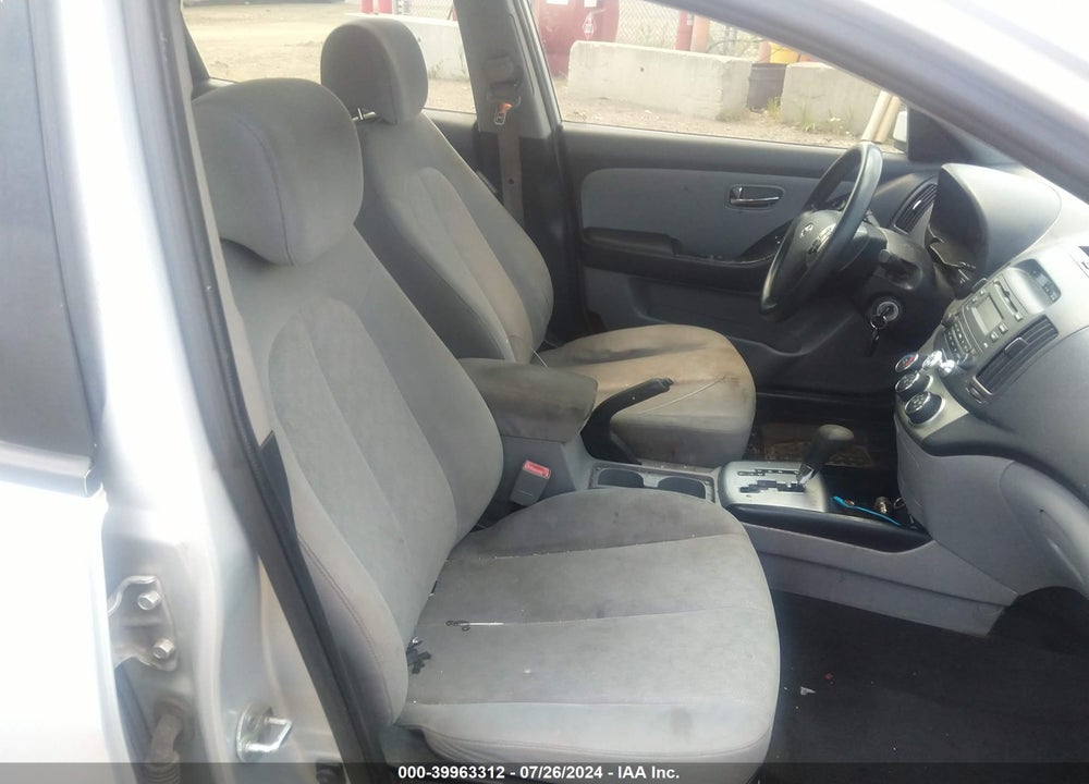 2010 HYUNDAI ELANTRA GLS VIN: KMHDU4AD2AU845081