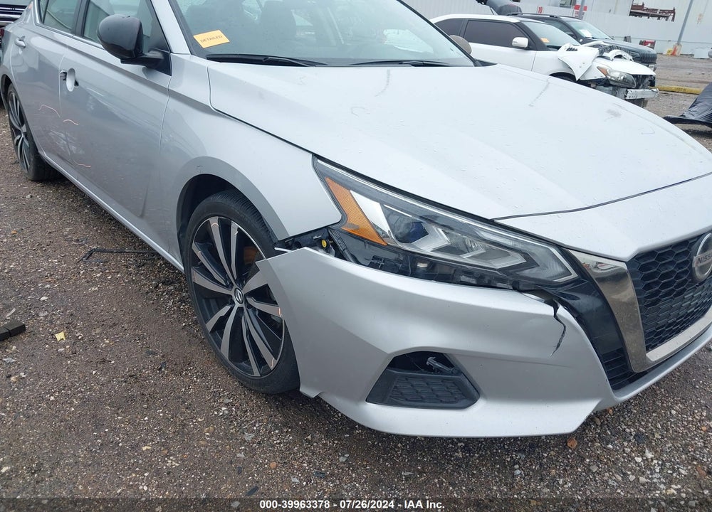 2022 NISSAN ALTIMA SR FWD VIN: 1N4BL4CV3NN303286