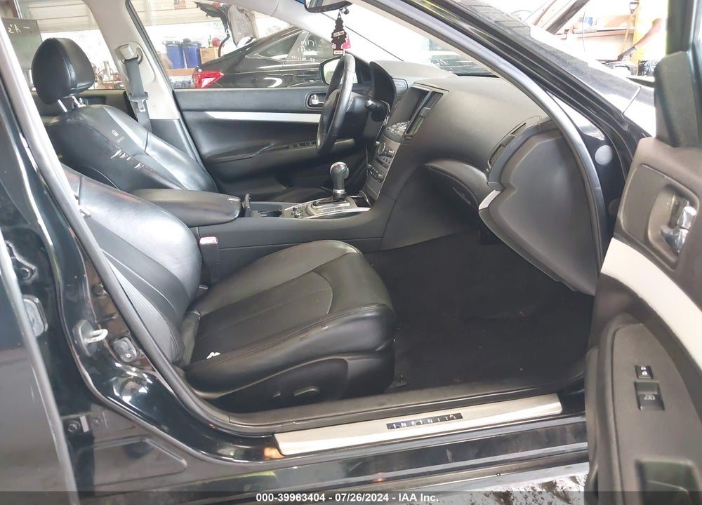 2011 INFINITI G37X VIN: JN1CV6AR2BM410697