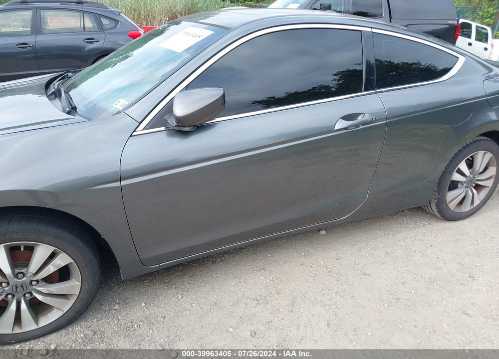2009 HONDA ACCORD 2.4 EX-L VIN: 1HGCS11819A008635