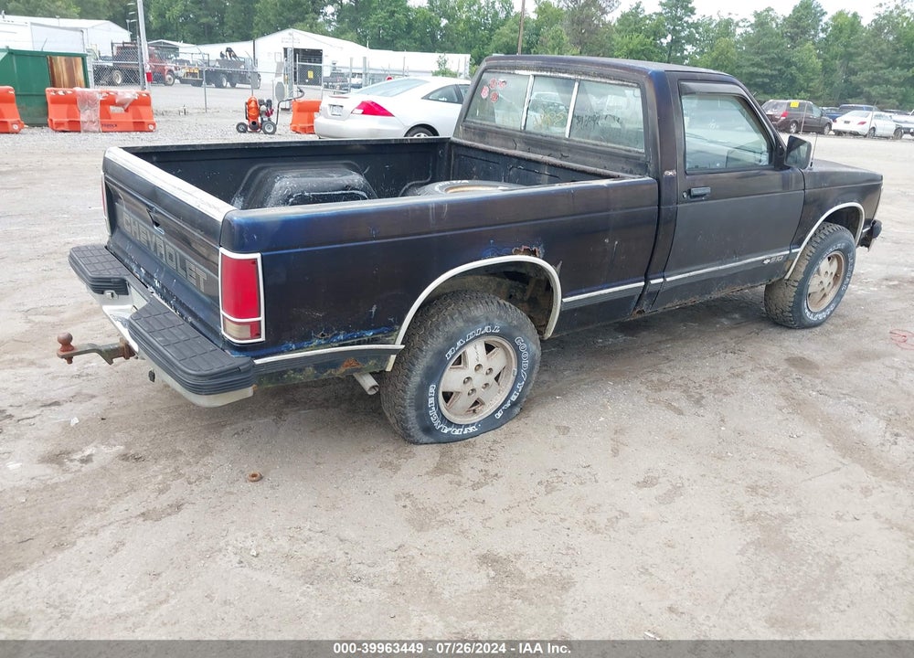 1991 CHEVROLET S TRUCK S10 VIN: 1GCCT14Z6M0143849