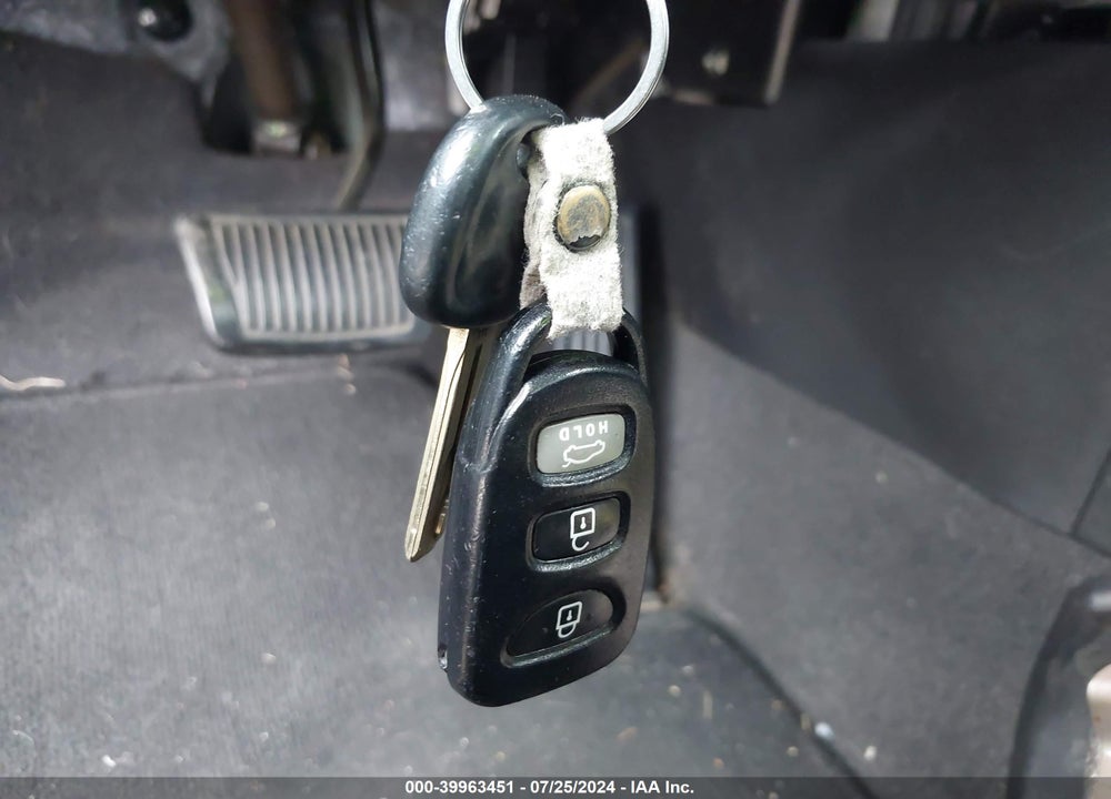 2013 HYUNDAI SONATA GLS VIN: 5NPEB4AC0DH796094