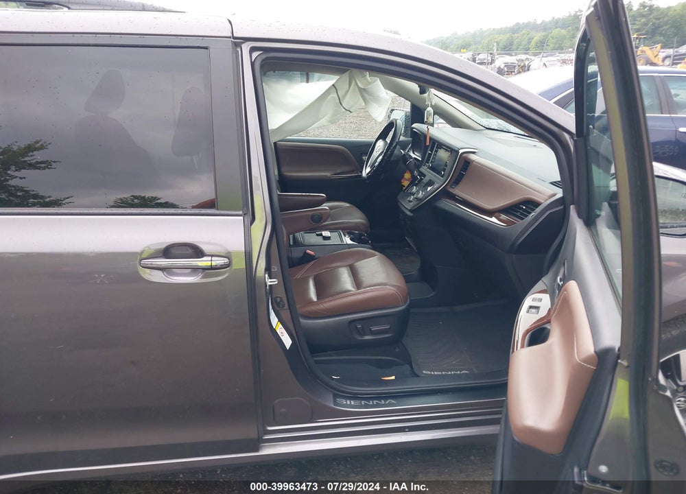 2019 TOYOTA SIENNA LIMITED 7 PASSENGER/LIMITED PREMIUM 7 PASSENGER/XLE/XLE PREMIUM 7 PASSENGER VIN: 5TDDZ3DCXKS218797