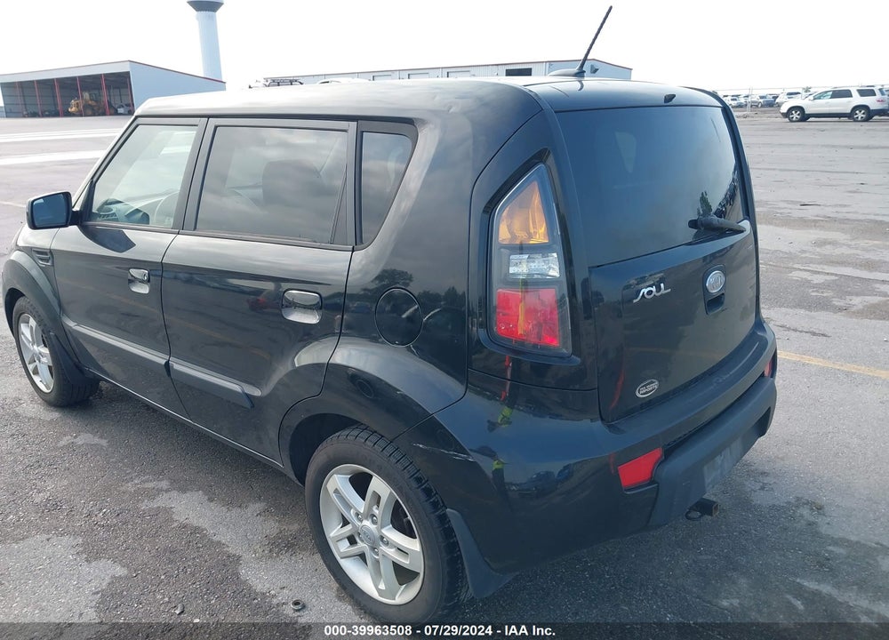 2010 KIA SOUL VIN: KNDJT2A2XA7103829