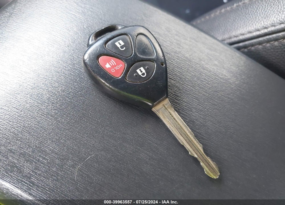 2011 SCION TC VIN: JTKJF5C76B3006730