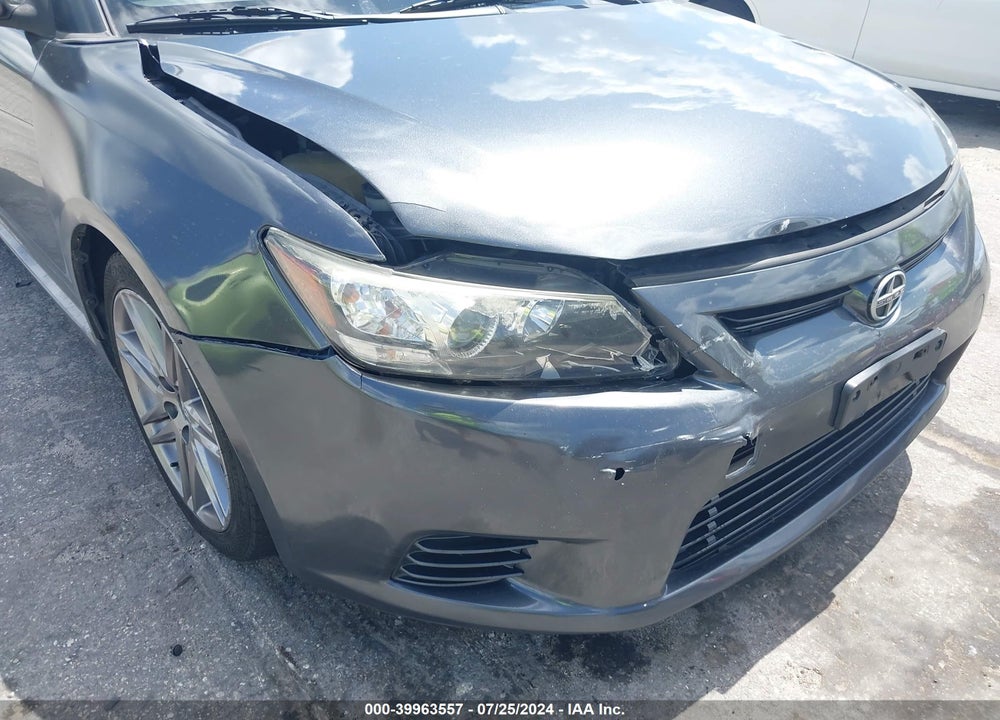 2011 SCION TC VIN: JTKJF5C76B3006730