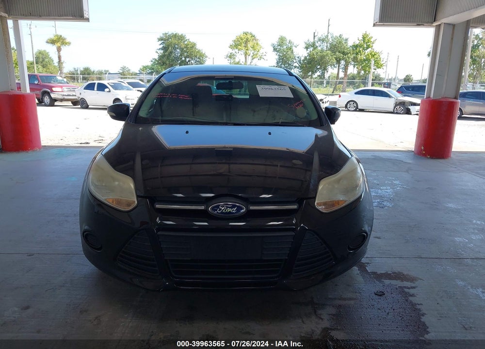 2014 FORD FOCUS SE VIN: 1FADP3K27EL104400