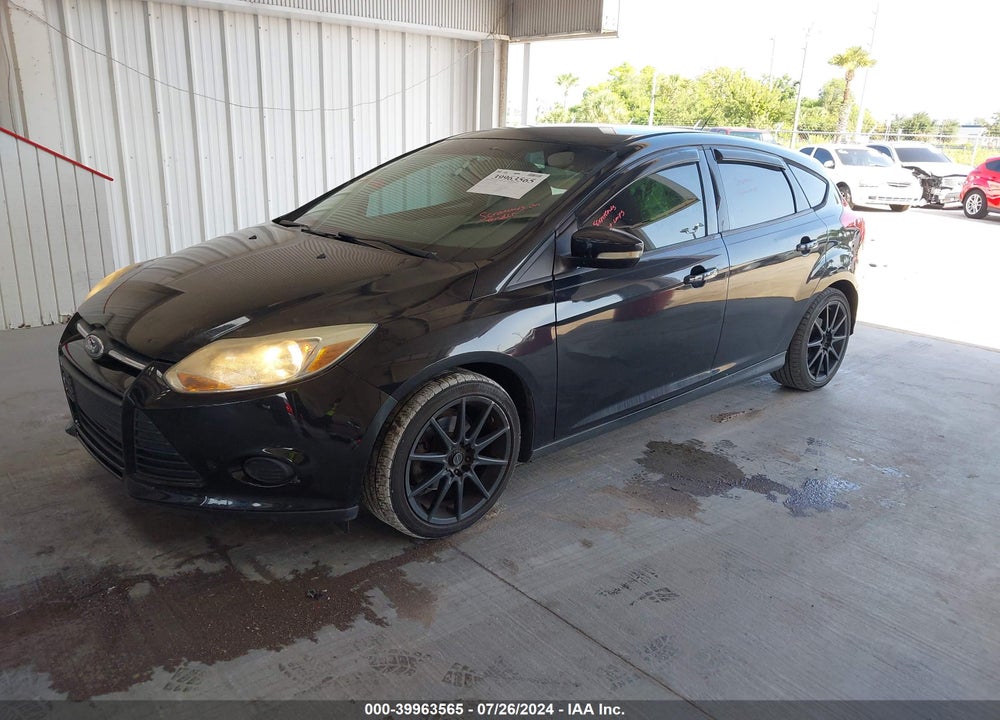 2014 FORD FOCUS SE VIN: 1FADP3K27EL104400