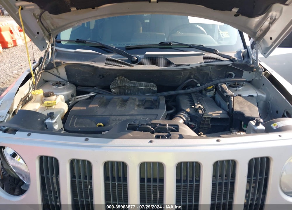 2007 JEEP PATRIOT SPORT VIN: 1J8FF28W37D395266