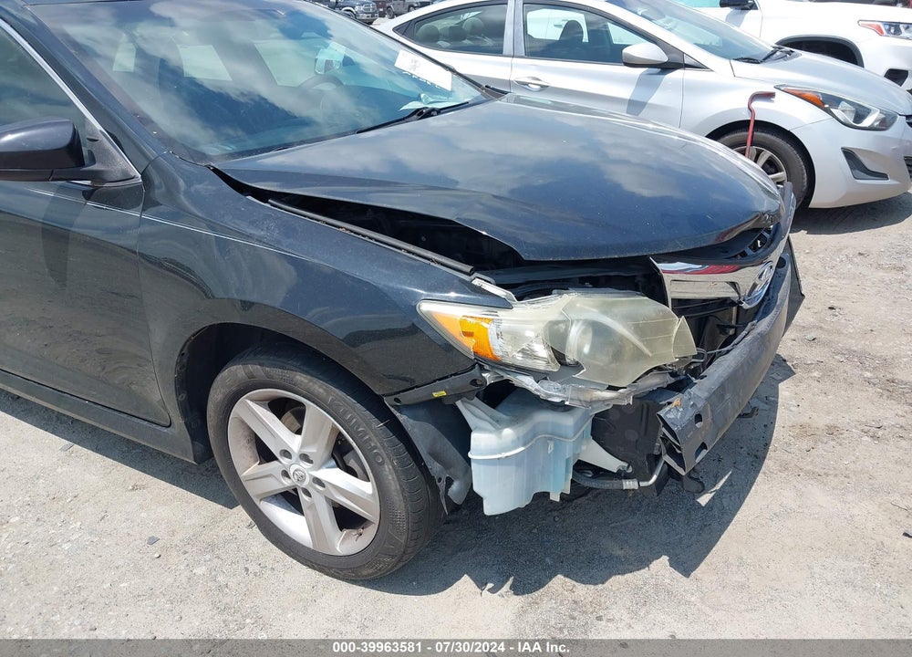 2013 TOYOTA CAMRY SE VIN: 4T1BF1FK7DU216203