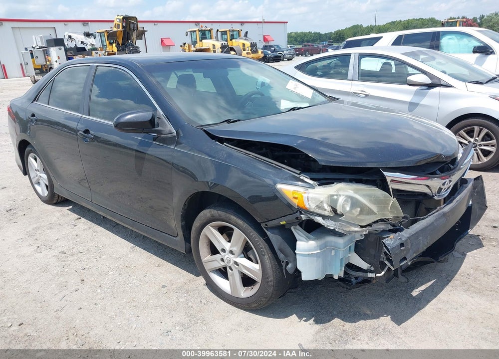 2013 TOYOTA CAMRY SE VIN: 4T1BF1FK7DU216203