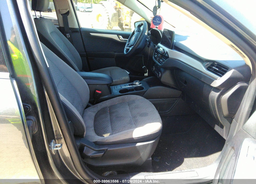 2020 FORD ESCAPE SE VIN: 1FMCU0G60LUA24240