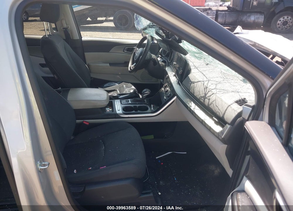 2023 KIA CARNIVAL MPV LX VIN: KNDNB4H36P6197155