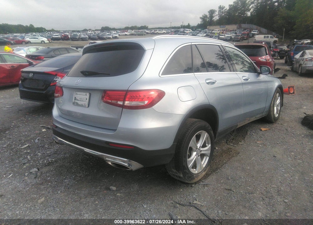 2016 MERCEDES-BENZ GLC 300 VIN: WDC0G4JB8GF021201