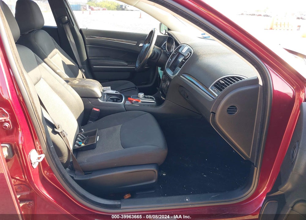 2019 CHRYSLER 300 TOURING VIN: 2C3CCAAGXKH590538