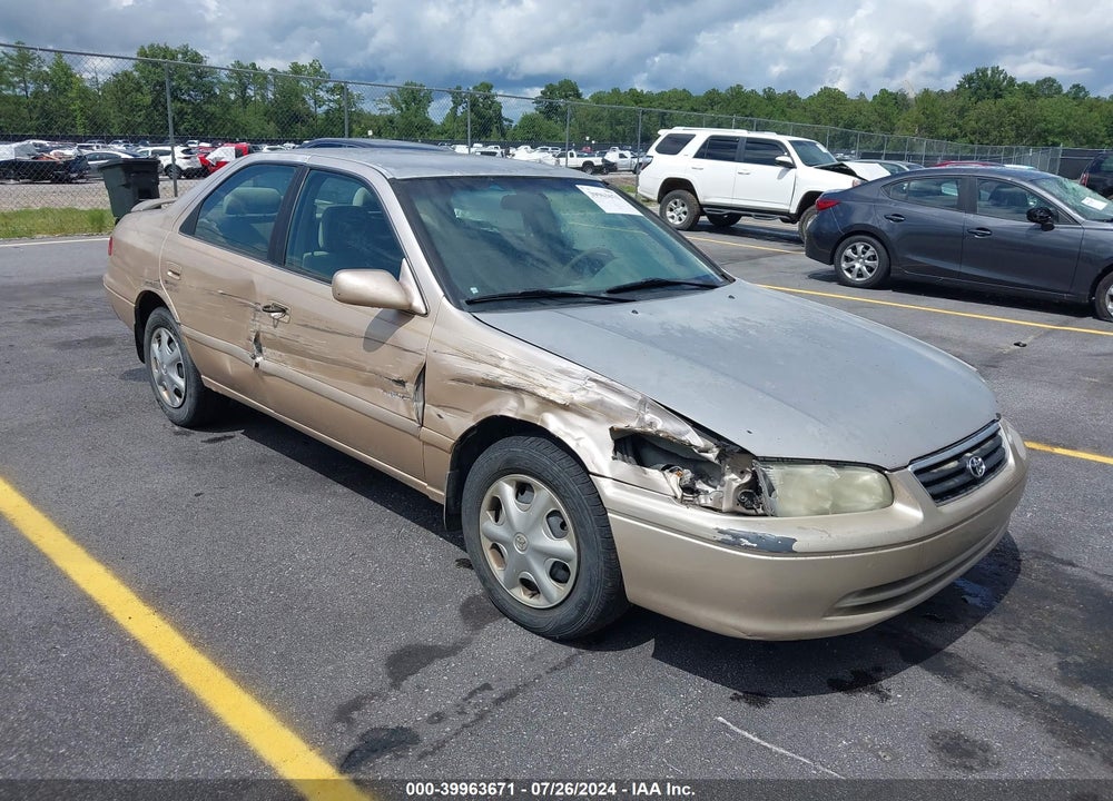 2001 TOYOTA CAMRY CE VIN: 4T1BG22K11U817532