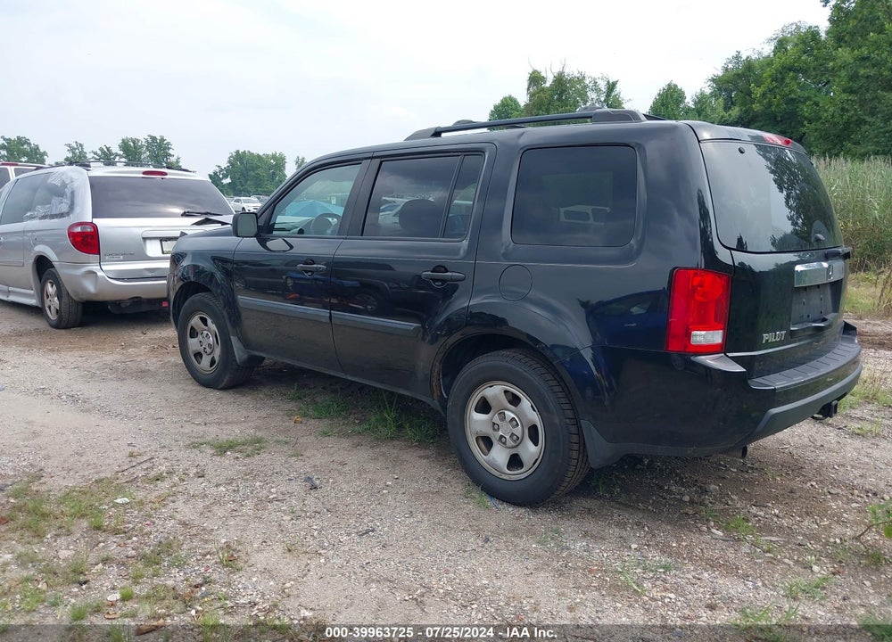 2010 HONDA PILOT LX VIN: 5FNYF3H21AB005946