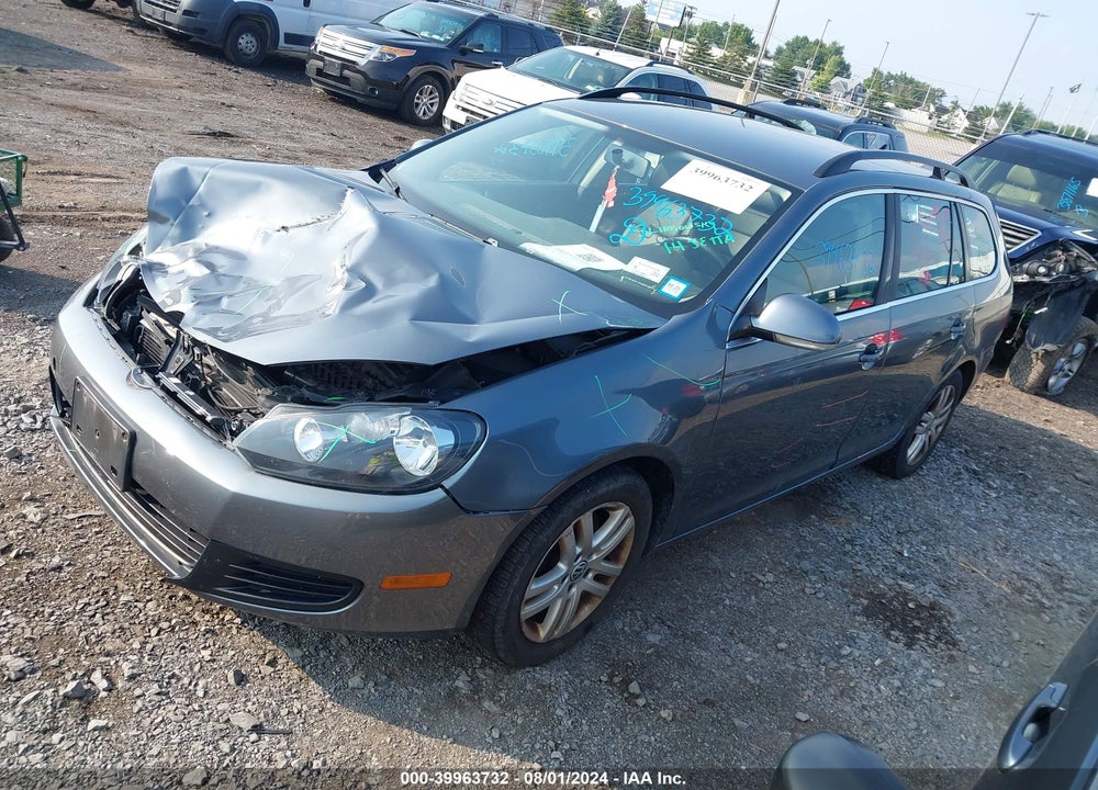 2014 VOLKSWAGEN JETTA SPORTWAGEN 2.0L TDI VIN: 3VWPL7AJ4EM610152