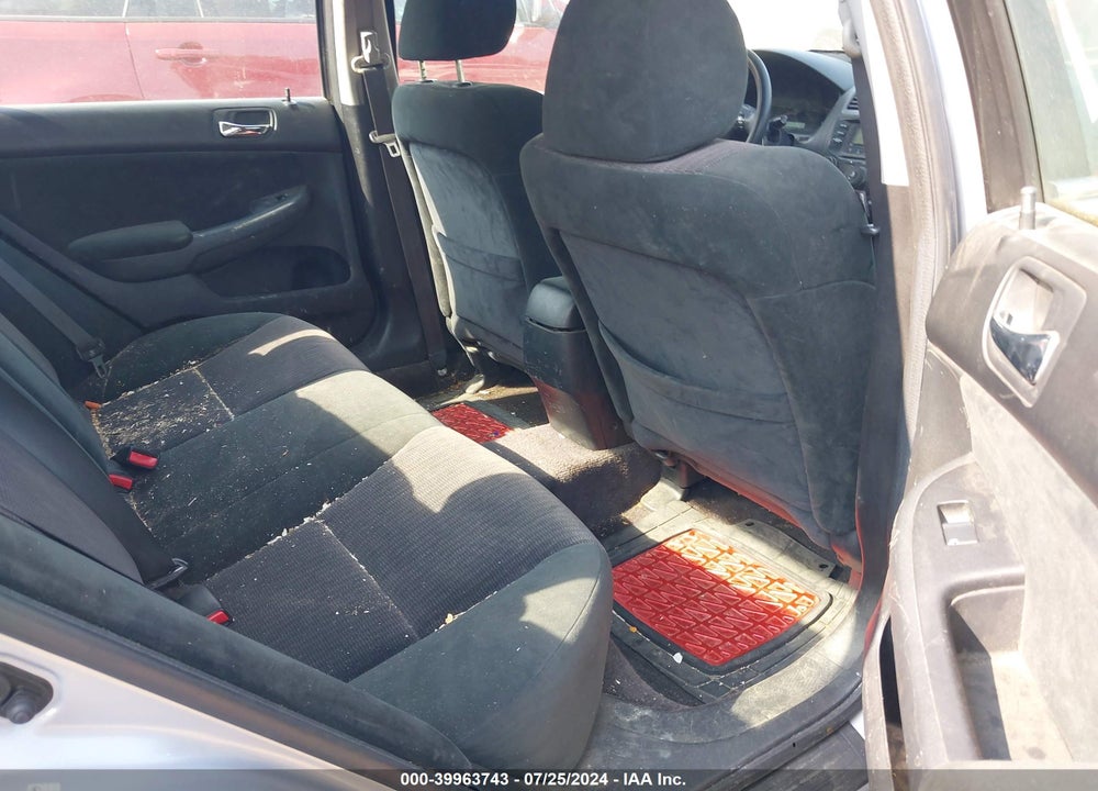 2005 HONDA ACCORD 2.4 LX VIN: 1HGCM56475A171288