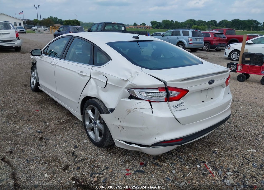 2015 FORD FUSION SE VIN: 3FA6P0H7XFR252375
