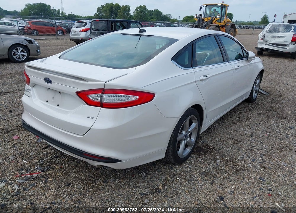 2015 FORD FUSION SE VIN: 3FA6P0H7XFR252375