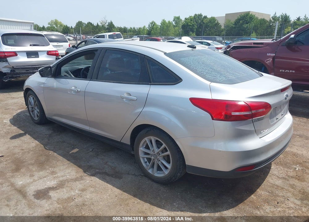 2018 FORD FOCUS SE VIN: 1FADP3F26JL204329