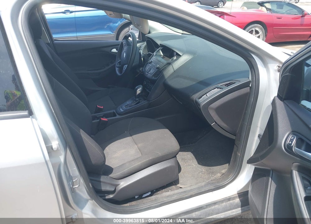 2018 FORD FOCUS SE VIN: 1FADP3F26JL204329