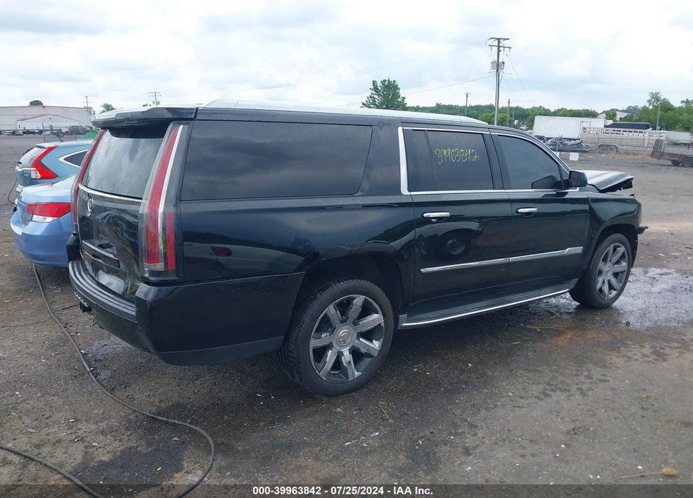 2015 CADILLAC ESCALADE ESV LUXURY VIN: 1GYS4HKJ4FR179059