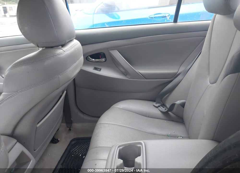 2011 TOYOTA CAMRY LE VIN: 4T1BF3EK4BU130194