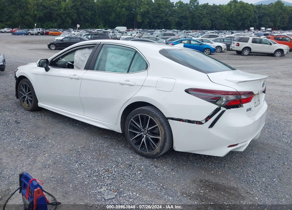 2021 TOYOTA CAMRY SE VIN: 4T1G11AK2MU444430