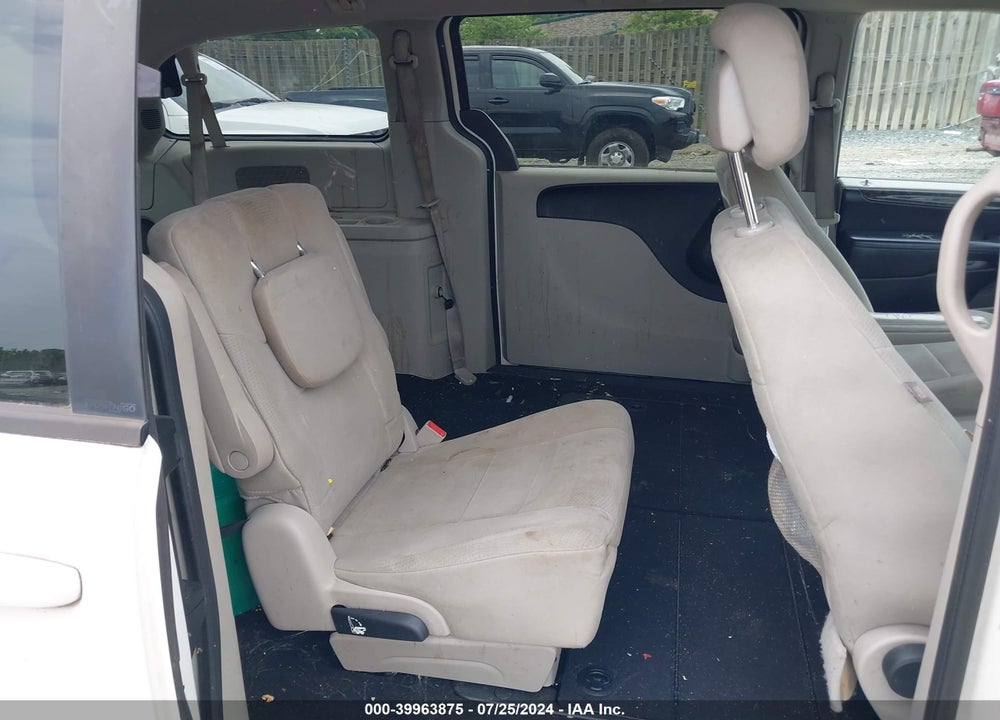 2011 DODGE GRAND CARAVAN EXPRESS VIN: 2D4RN4DG5BR788647