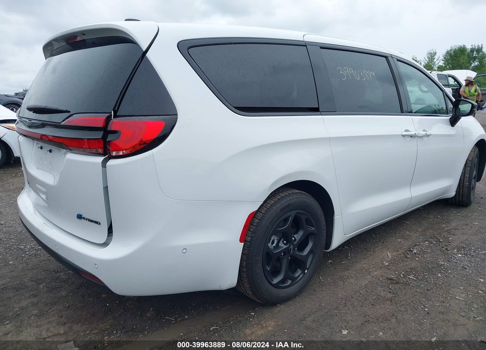 2024 CHRYSLER PACIFICA HYBRID SELECT VIN: 2C4RC1S74RR156558