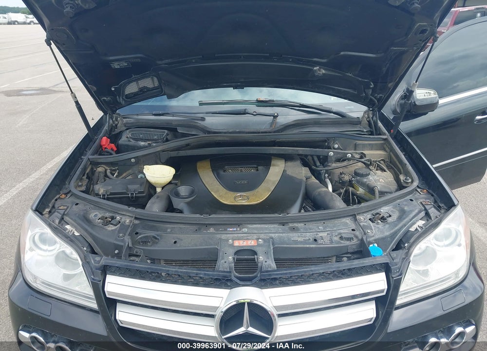2010 MERCEDES-BENZ GL 450 4MATIC VIN: 4JGBF7BE9AA548997